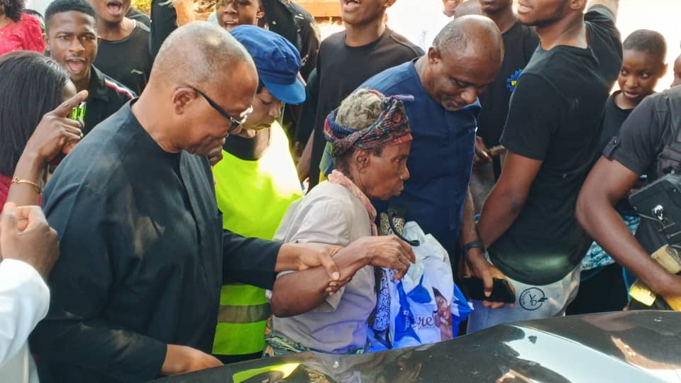 PeterObi's tweet image. My chilling encounter with an elderly woman, yesterday, has left me seriously worried about the depth of insensitivity that characterises our political and institutional leadership in Nigeria.

While interacting with the management and students of Shanahan College of Nursing…