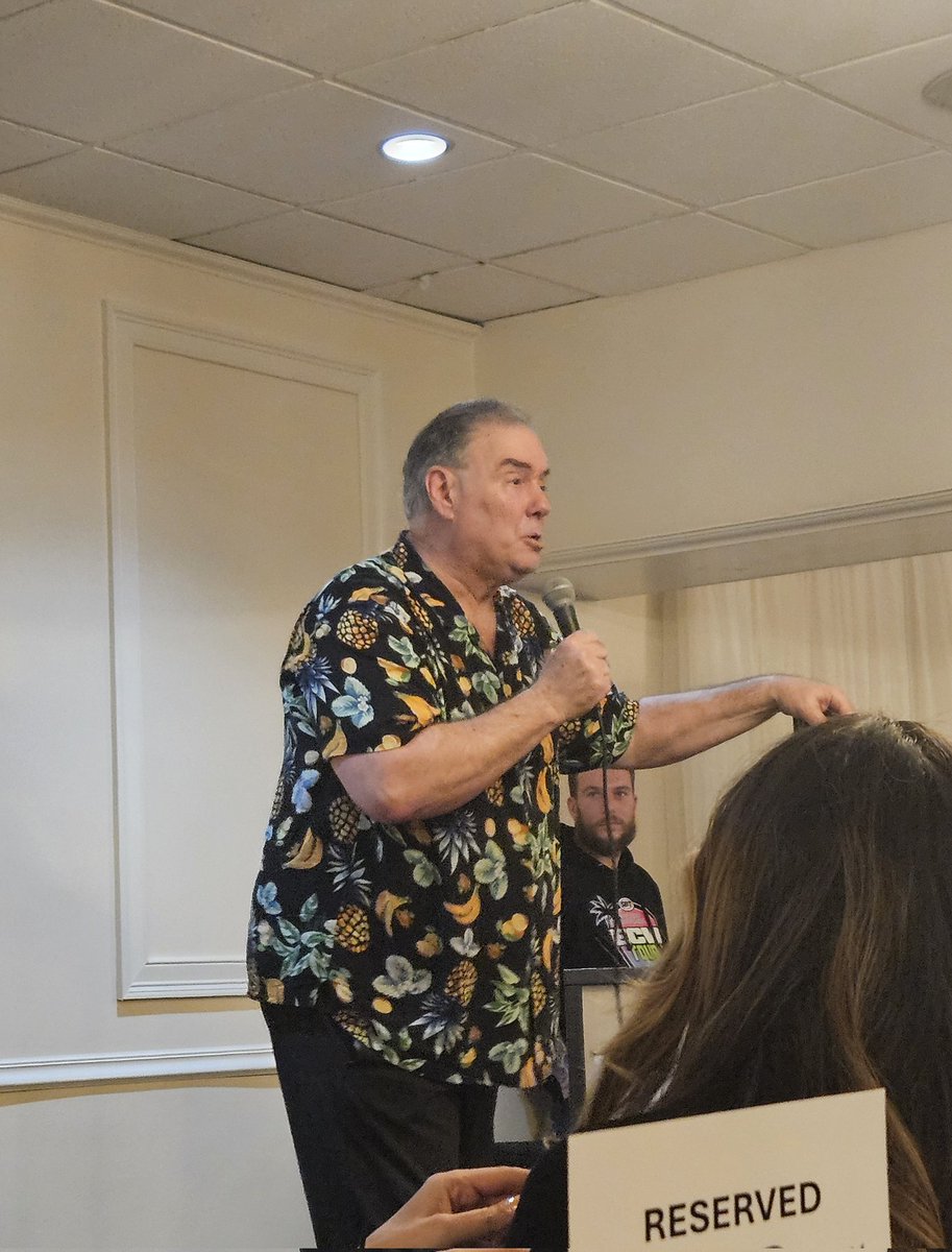 TwinGatzIT's tweet photo. Frank Santorelli killed last night in MA... Sonya Priest and Joe Holden had great sets as well... the crowd needed that! 😆 Raised some cash for the local food pantry... all and all a great time https://t.co/5gSvI8huDI
