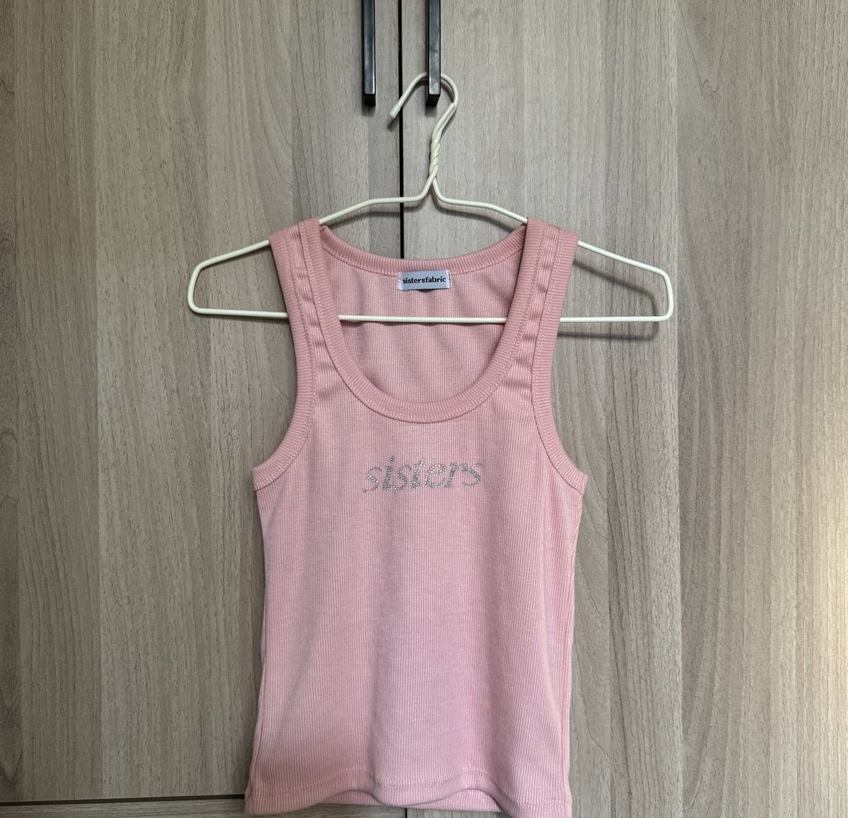 usedbyhoonpid's tweet photo. ส่งต่อ sisterfabric
เสื้อกล้าม สี baby pink

อกยืดถึง 38 ยาว 18 ยังไม่เคยใส่ ใหม่มาก

💘 ส่งต่อ 200 บาท
(จากราคาปกติ 450 บาท)

#ส่งต่อเสื้อผ้ามือสอง #sisterfabric
#ส่งต่อเสื้อผ้า #เสื้อผ้ามือสอง #โล๊ะตู้ #ส่งต่อsisterfabric https://t.co/fZvimvZ3MP