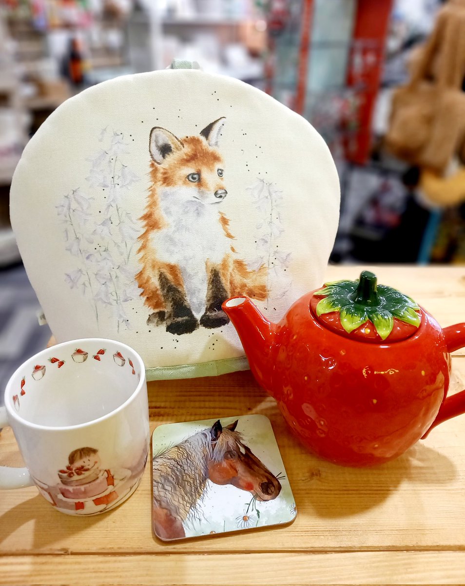 Anyone for tea? We have some fabulous tea gifts in store - perfect for any tea drinker! Pop in today and see for yourselves 💛
#Hailsham 10-2 
#Eastbourne 10-4
#Bexhill 11-3 
#teapot #teatime #tea #coasters #mugs #teacosy #familybusiness #shopsmall #localgiftshop