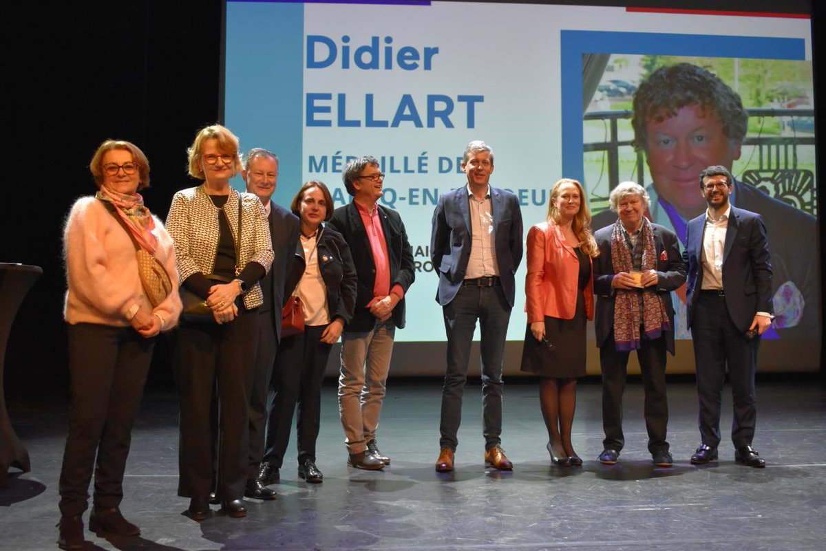 #MÉDAILLE #MARCQENBAROEUL
🏅 La remise de la médaille de l’Assemblée nationale à <a href="/DidierEllart/">DIDIER ELLART</a>, adjoint aux sports de Marcq-en-Barœul, souligne l’importance du rôle des élus locaux, particulièrement en cette année olympique. Dans le cadre de mes travaux parlementaires, je