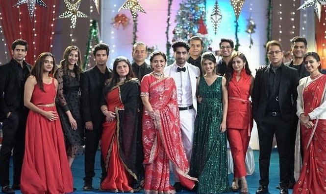 the ship                          the shippers 

Quote yours 😎

#yrkkh 
#HarshadChopda 
#PranaliRathod