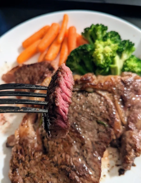 trant_d's tweet image. As expected, makeshift food won&apos;t taste good.