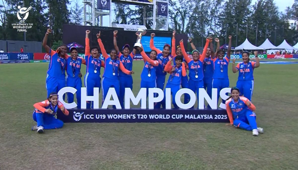 Rahulshrivstv's tweet photo. Celebrate this. “Future of Indian women cricket is bright like a furnace” said the commentator. As India Under-19 team picked the T-20 championship. Unbeaten in the tourney. Bursting with talent. #GTrisha @@BCCI https://t.co/uiFYp4WKIC
