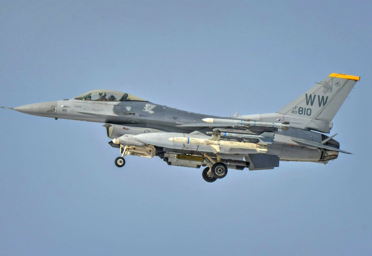 【三沢基地35FW F-16C】
AGM-88（HARM搭載）🤔
