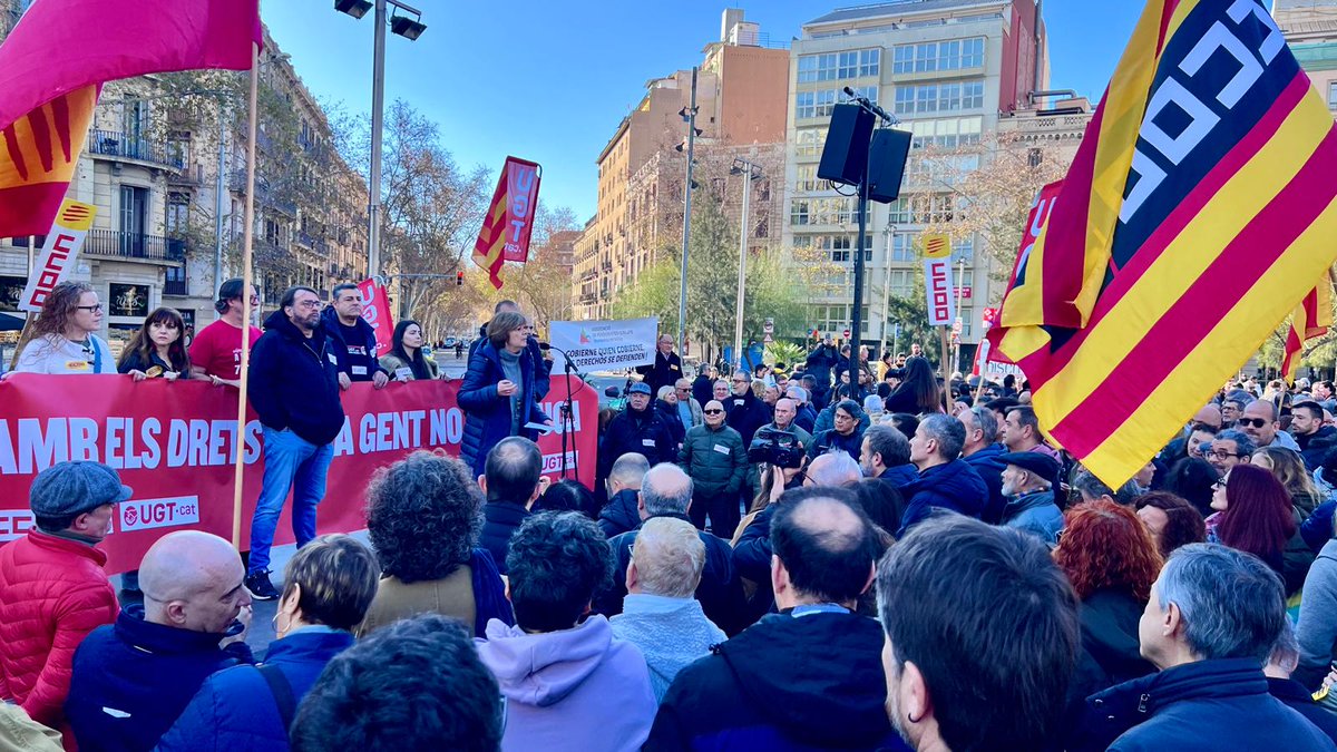 No és admissible que es jugui amb els drets socials de la ciutadania, als polítics de dretes que bloquegen lleis de protecció social al congrés dels diputats els hi diem ben clar que no ho permetrem!
#SonDretsNoUnJoc