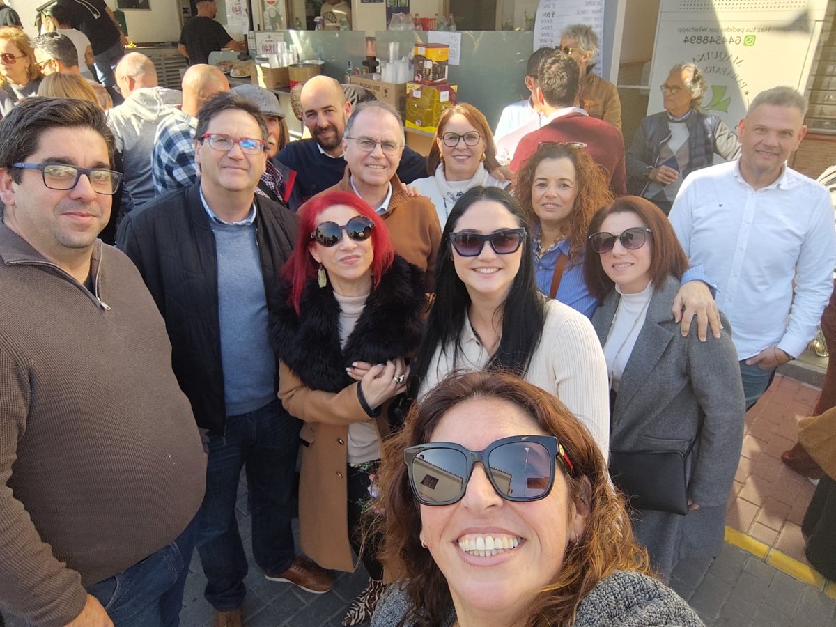 psoerincon's tweet photo. Ayer estuvimos disfrutando de un agradable rato en la feria de Benagalbón junto a sus vecinos y vecinas. https://t.co/4luj0aNm1L