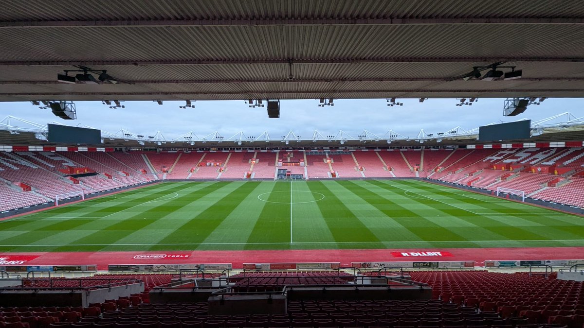 stevenew12's tweet image. Preparations going well for @SaintsFCWomen KO 2pm.
@GJMills2000 @dogpockets #SaintsFC