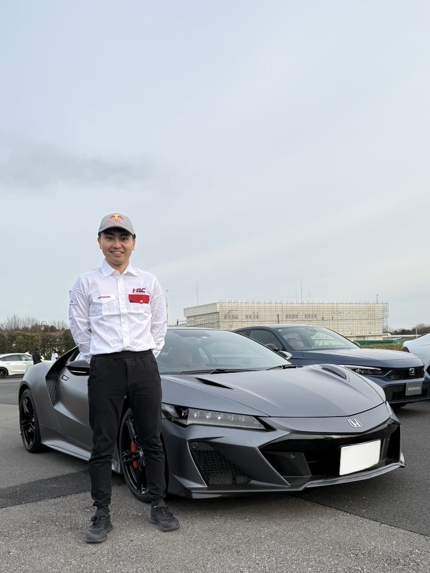ayumuiwasa_cars's tweet photo. What a nice car...😳👍
ワインディングでも踏み込んでも楽しいクルマで楽しすぎました!😆
#NSXTypeS
#Honda @HondaJP https://t.co/MAgCghOlro