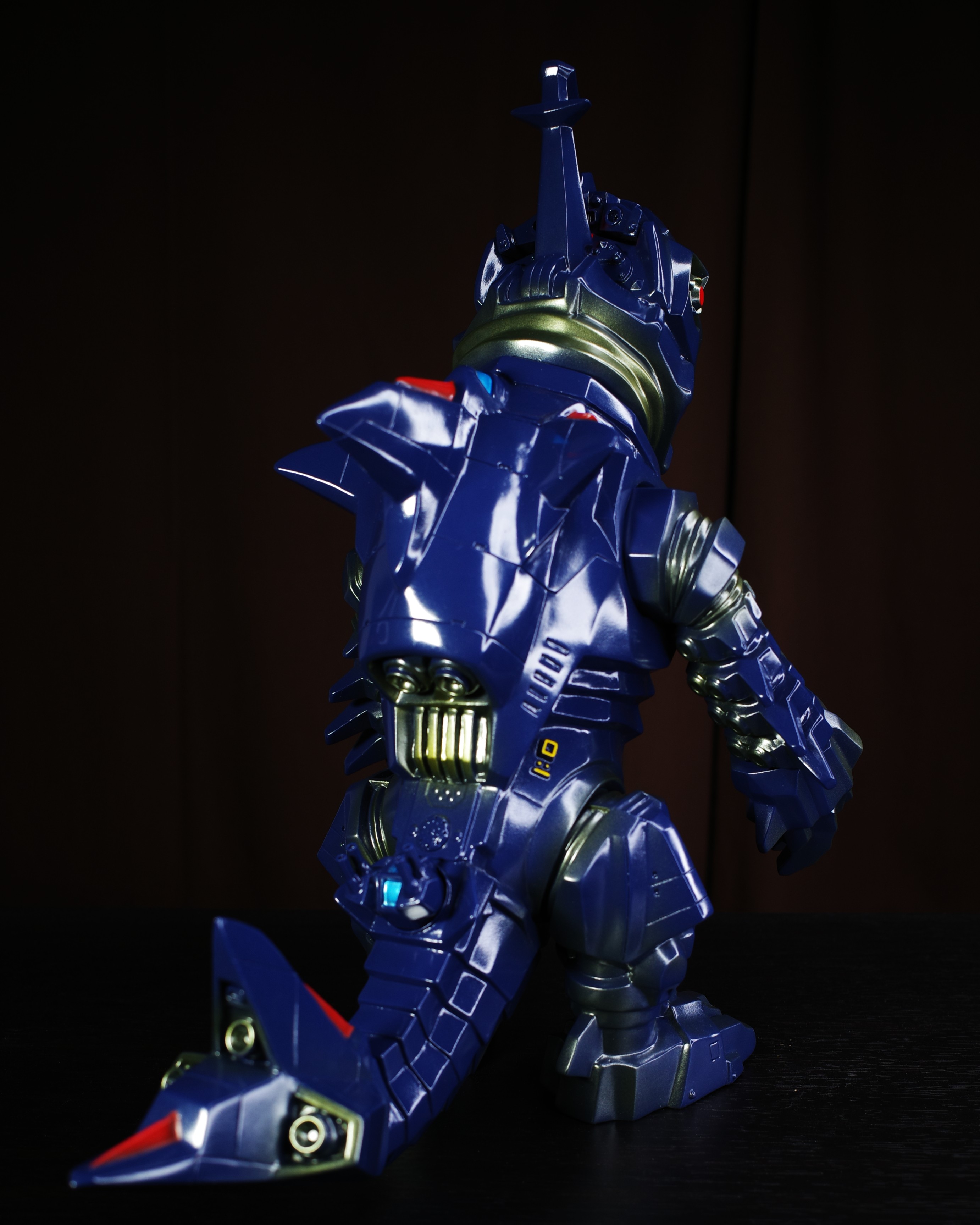 恐ろしハンター バイオニック メカイサンダー フィギュア メディコム