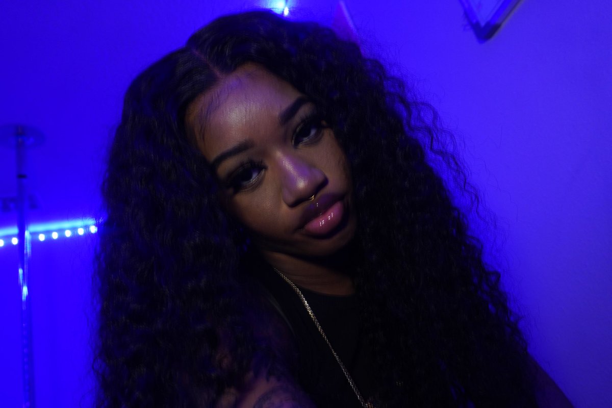 pinkflackoo's tweet photo. Im never on here so let me drop this n leave https://t.co/u5h2ib4fG5