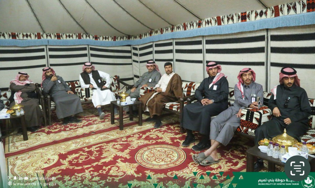 تشرفت بإلقاء محاضرة بعنوان: " بوصلة التخطيط الشخصي" ضمن فعاليات كشتة التي تنظمها #بلدية_حوطة_ بني_تميم في المنتزه البري ، وأشكر فريق عمل البلدية على جهودهم وعلى رأسهم رئيسها المهندس عبدالله التميمي .. وفقهم الله ونفع بجهودهم . 
والشكر موصول ل #أمانة_منطقة_الرياض