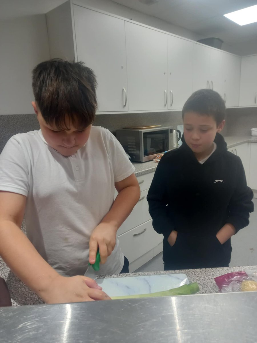 Laura Tannahill Centre tweet media