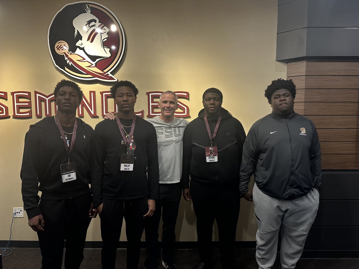 Thank you to <a href="/FSUFootball/">FSU Football</a> <a href="/CoachGMoss/">Greg Moss</a> <a href="/CoachT_HarrisJR/">Tim Harris Jr.</a> for Junior Day invite 💯