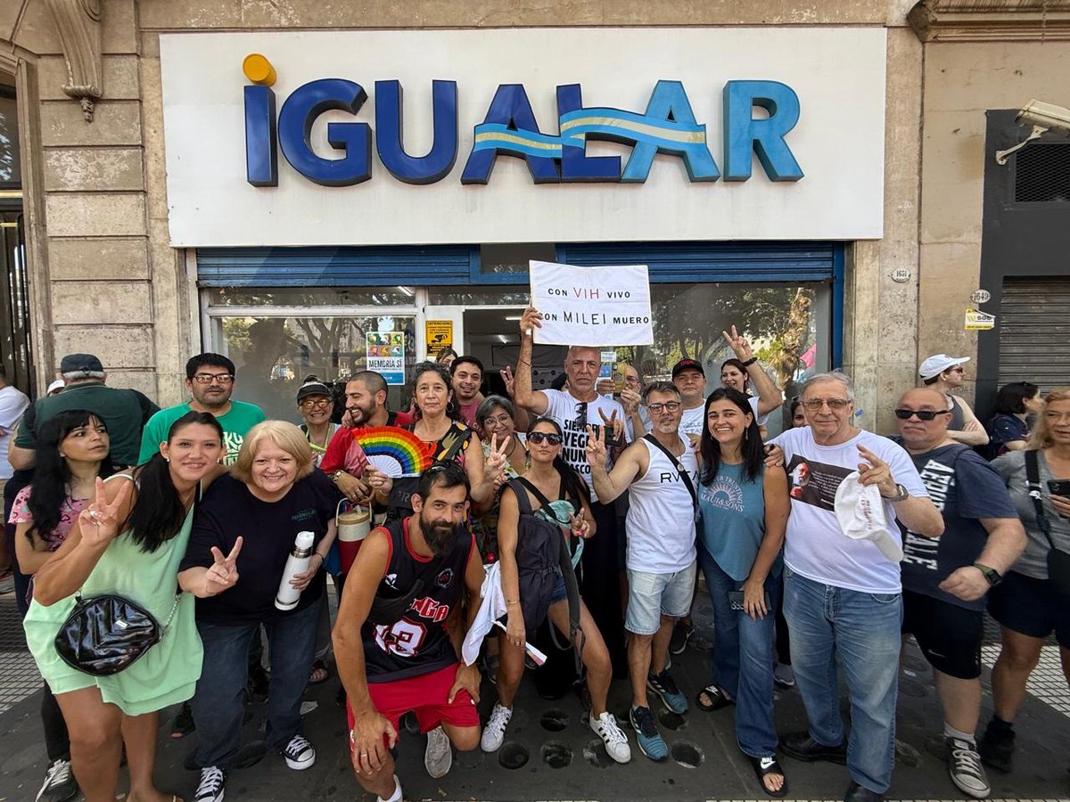 CarmelaMoreauOk's tweet photo. 🏳️‍🌈🏳️‍⚧️Marcha Federal LGBT+ Antifascista en repudio a las declaraciones de @JMilei contra las políticas de género.

Vamos a defender cada uno de nuestros logros en favor de la igualdad y los derechos conquistados.

Al odio y la violencia, respondemos con amor e inclusión. https://t.co/ufcJcMKlEc