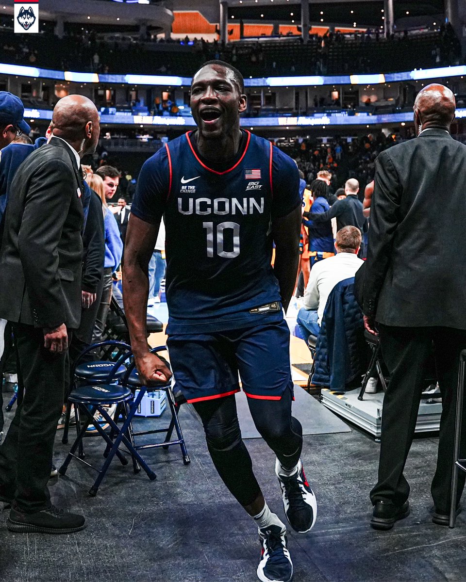 UConn Men's Basketball tweet media