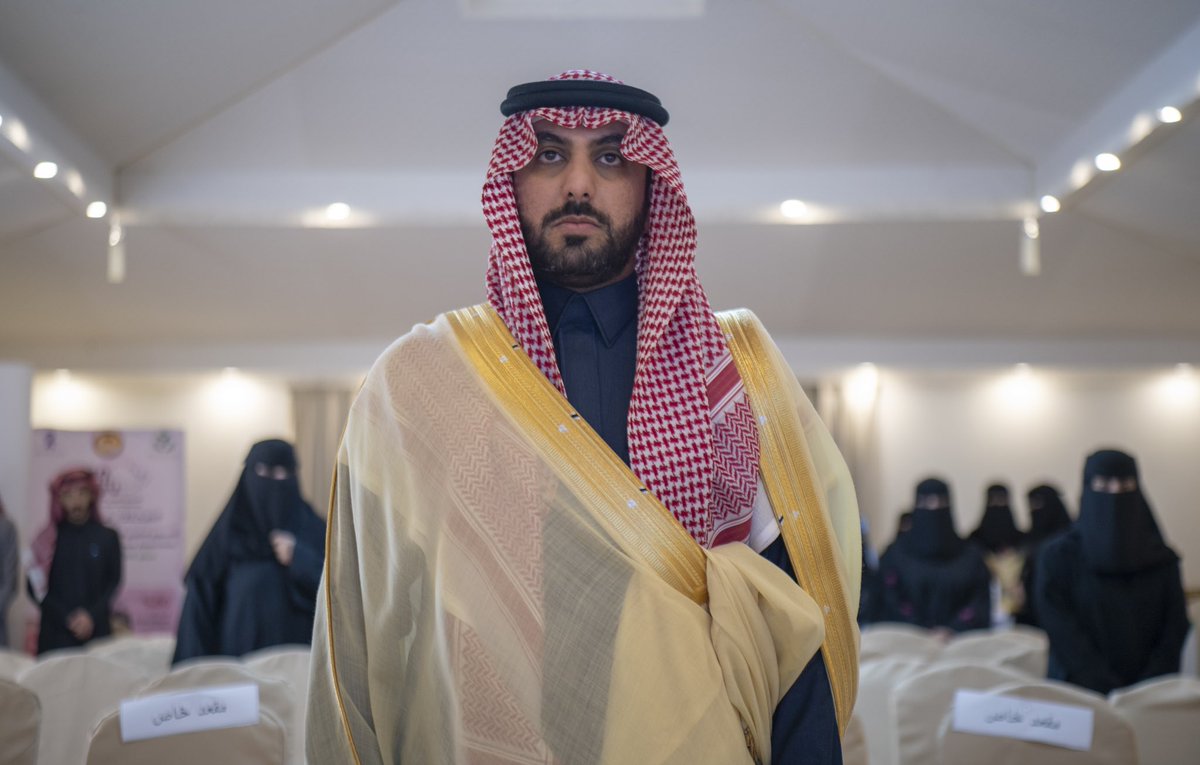onaizahCancer's tweet photo. برعاية سعادة محافظ عنيزة الأستاذ سعد بن عبدالله السليم، تم تدشين حملة الأسبوع الخليجي العاشر للتوعية بالسرطان وذلك في يوم الاحد الموافق 2 فبراير 2025 م, تحت شعار #صحتك_في_وعيك في قاعة الشيخ سليمان بن محمد النانيه -رحمه الله- للبرامج والانشطة الاجتماعية في جمعية طهور.  
الحملة تسلط الضوء على ضرورة التوعية المستمرة بأهمية الوقاية من السرطان، بهدف تقليل نسب الإصابة وتحقيق حياة صحية أفضل للجميع.

#الاسبوع_الخليجي_العاشر_للتوعية_بالسرطان