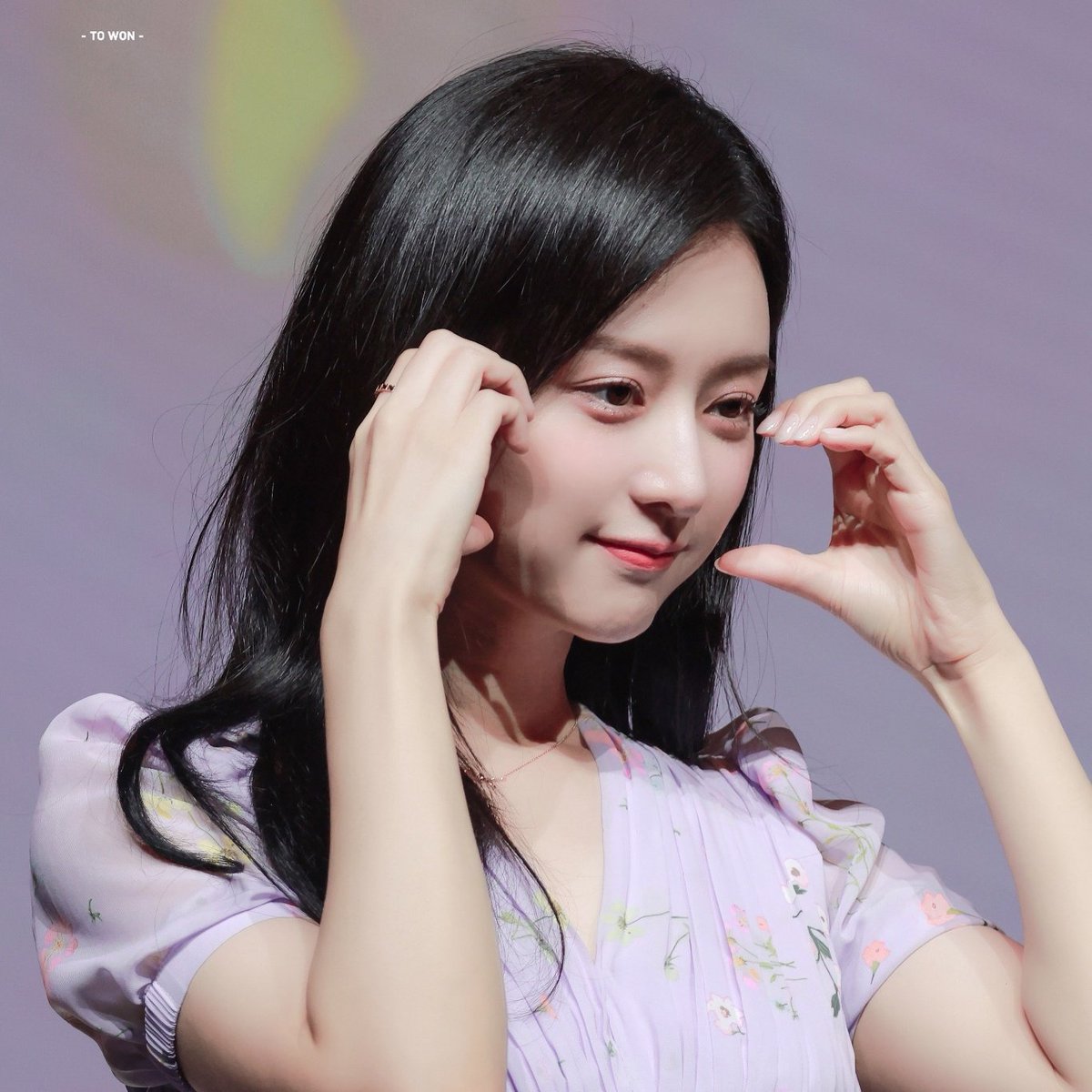 아기 달란트....
입꾹꾹 볼하트 김지원 입덕함