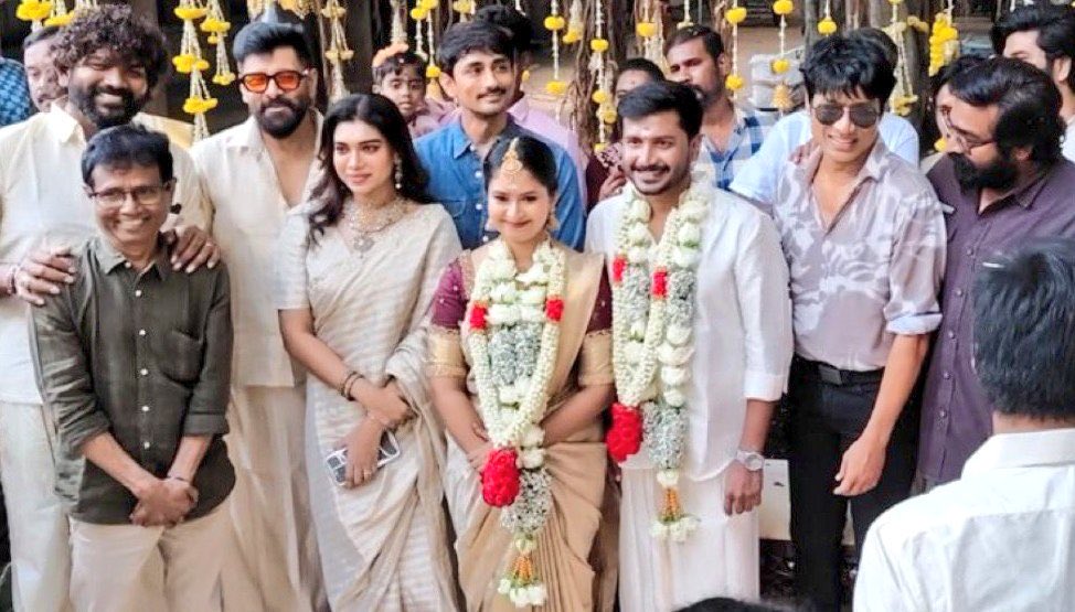 sri50's tweet image. Director #ArunKumar of #Chithha &amp;amp; #VeeraDheeraSooran fame wedding bells 🎉