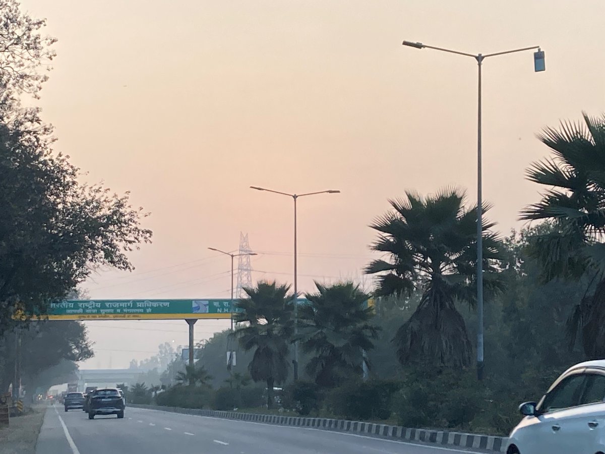 JoyCalledLife's tweet photo. @NHAI_Official Light hanging from electric pole on NH334, between NH709AD clover leaf intersection and Sisona Village median cut. Please fix it before it causes any accident. https://t.co/9gMNymXBg8