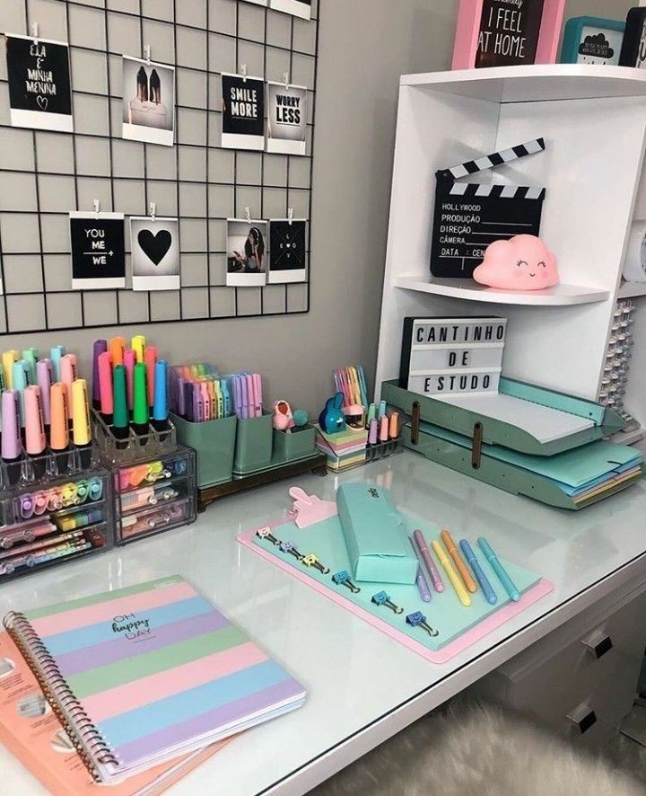 urluvzayn's tweet photo. ♡✨ itens para arrumar seu cantinho de estudo/trabalho que achei na SHOPEE 
       ⤳ a thread 🪡
                ♡ / ⟲ https://t.co/0H3fpE3QoT