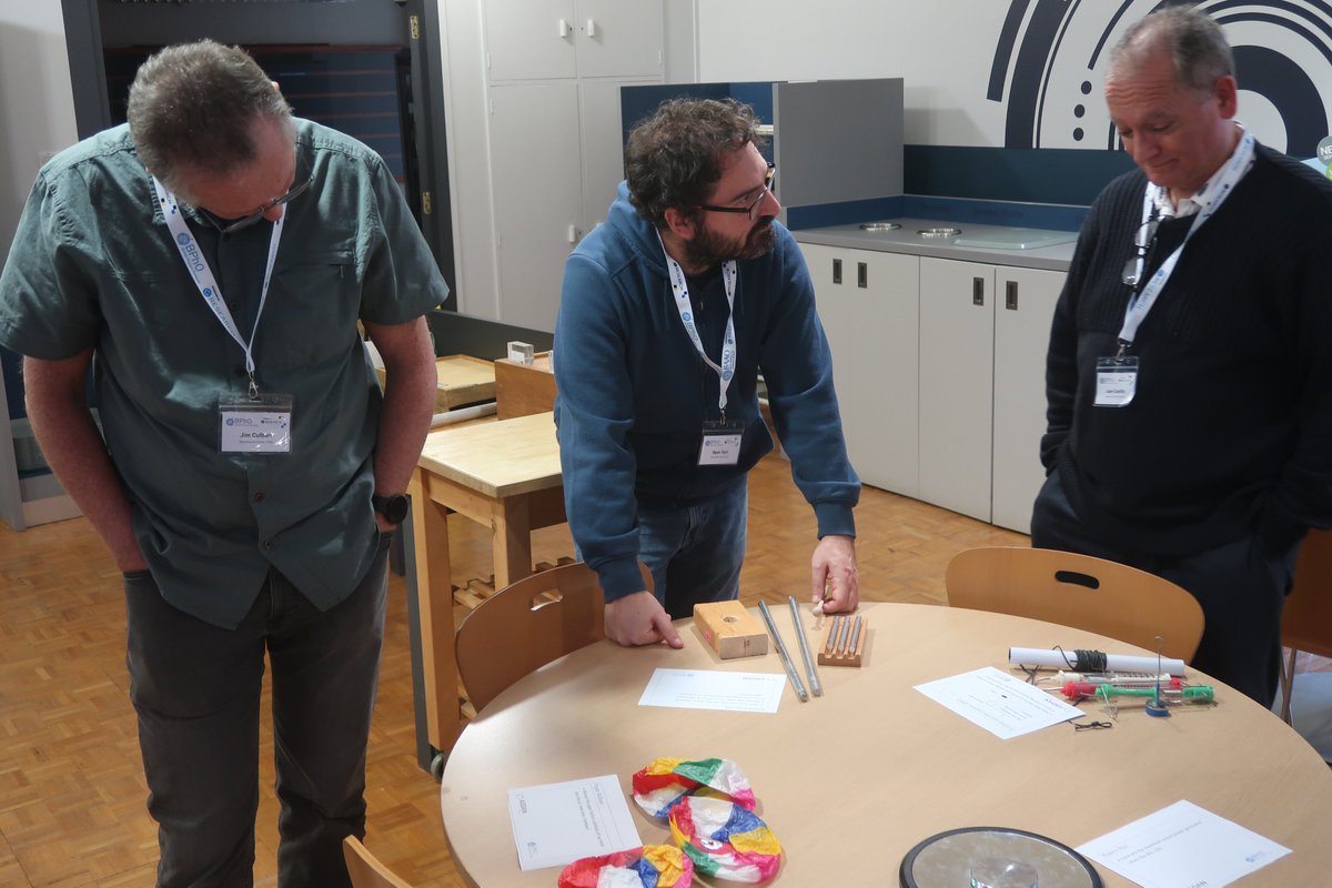 The BPhO (@thebpho) on Twitter photo An impressive turnout of teachers at the BPhO event on Problem Solving Skills in Physics yesterday <a href="/UniofOxford/">University of Oxford</a>, sponsored by <a href="/GRESEARCHjobs/">G-Research Careers</a> and featuring volunteers from <a href="/SurbitonHigh/">Surbiton High School</a> and <a href="/weareLIS/">The London Interdisciplinary School (LIS)</a> sharing resources and expertise. Look out for the next one near you! An impressive turnout of teachers at the BPhO event on Problem Solving Skills in Physics yesterday <a href="/UniofOxford/">University of Oxford</a>, sponsored by <a href="/GRESEARCHjobs/">G-Research Careers</a> and featuring volunteers from <a href="/SurbitonHigh/">Surbiton High School</a> and <a href="/weareLIS/">The London Interdisciplinary School (LIS)</a> sharing resources and expertise. Look out for the next one near you!