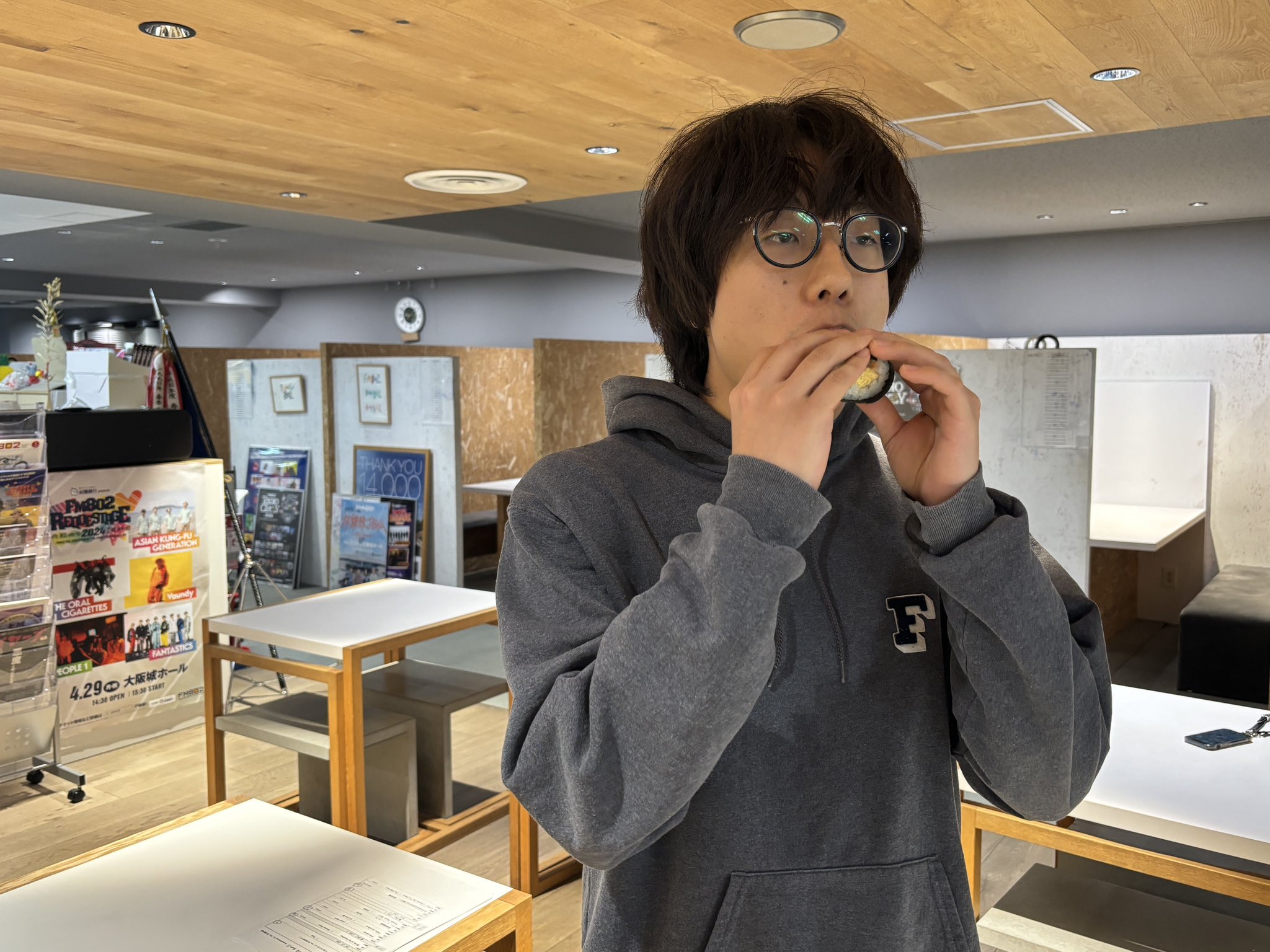 Tele黄色タオル 2022 谷口喜多郎 Tele黄色タオル 2022 谷口喜多郎（Tele、初アルバム『NEW BORN