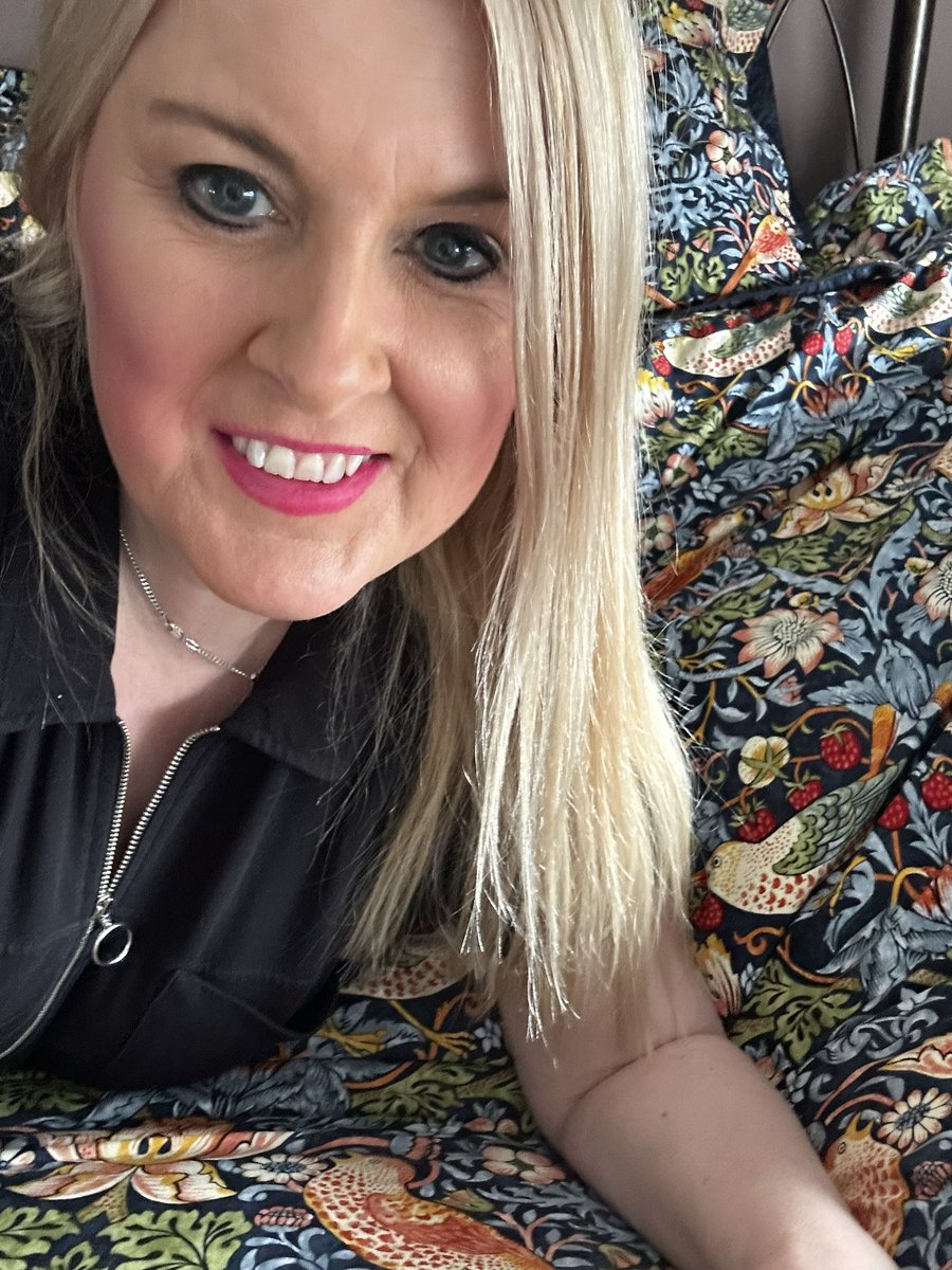 A jumpsuit kind of day 😊❤️🙏