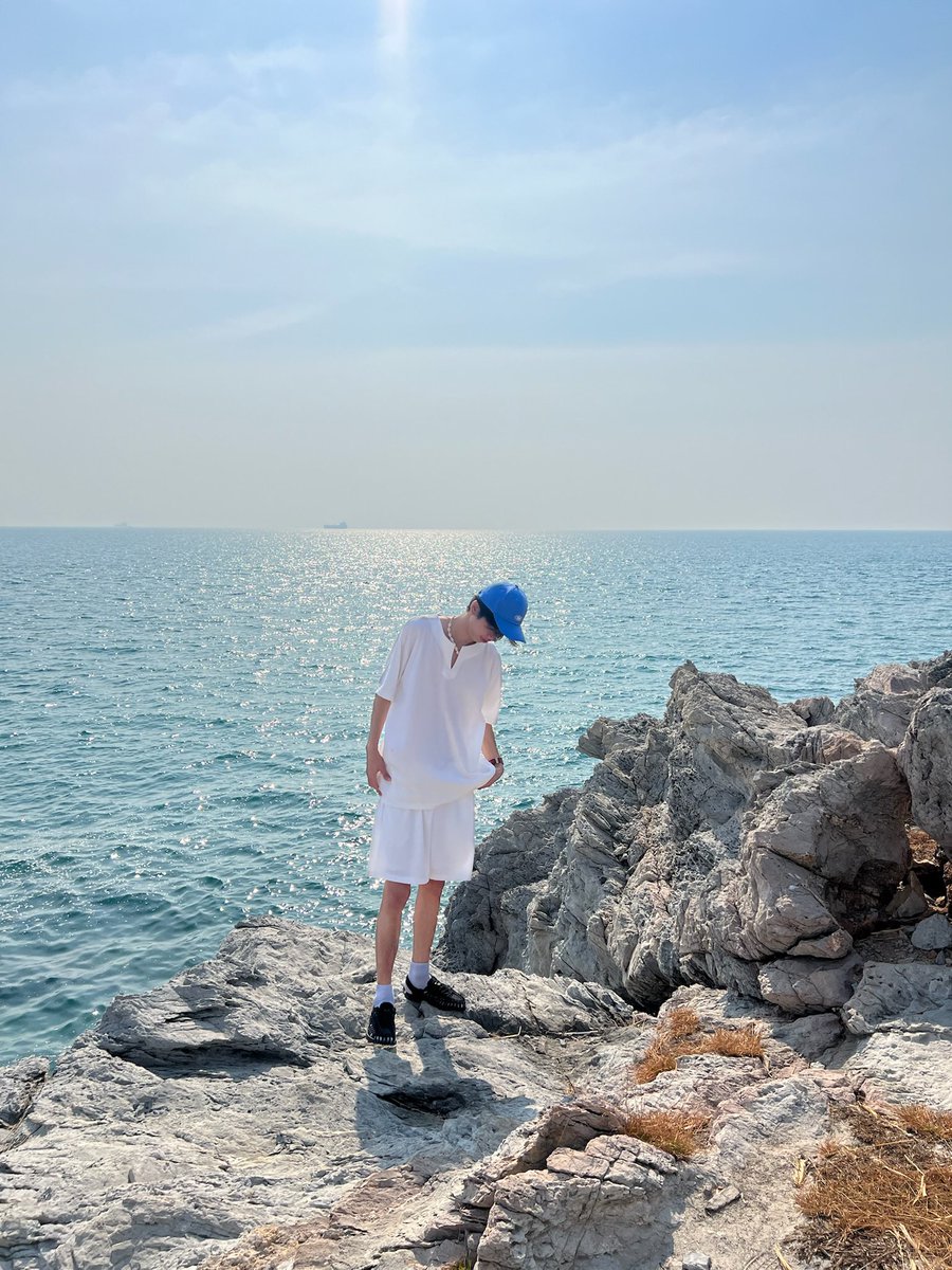 whxle2000's tweet photo. 🧢 https://t.co/pB7GOsztbk