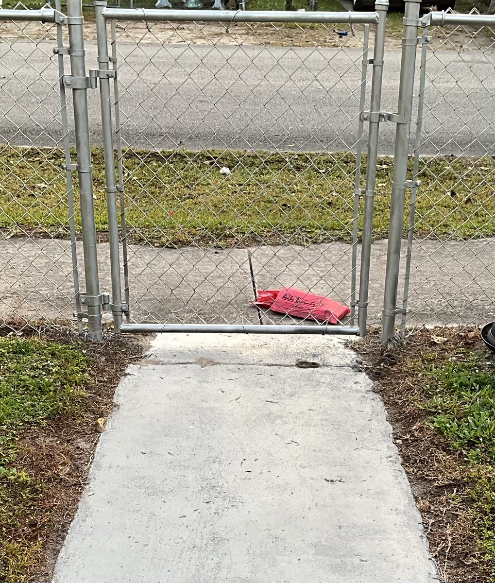 THEE Fortuona Paendrag (We tried to tell you) (@lemtaz) on Twitter photo Damn <a href="/MiamiHerald/">Miami Herald</a>
I pay over $1K a year for my subscription only for the single paper edition per week I get to land outside my gate so someone could walk away with it.
If this were the first time, I wouldn’t even complain. Damn <a href="/MiamiHerald/">Miami Herald</a>
I pay over $1K a year for my subscription only for the single paper edition per week I get to land outside my gate so someone could walk away with it.
If this were the first time, I wouldn’t even complain.