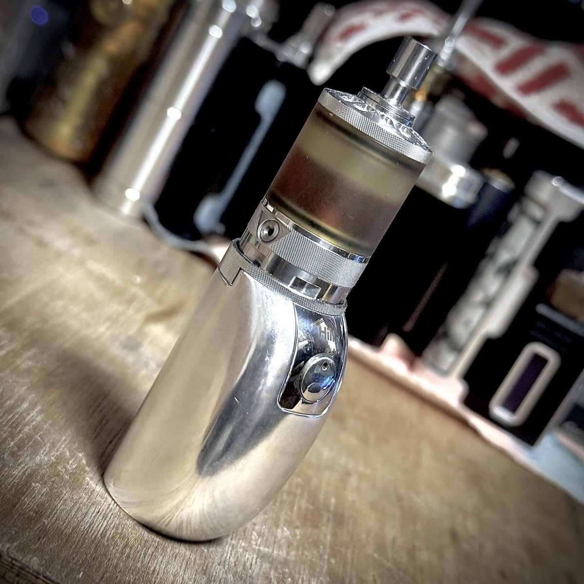 Rakumaru77's tweet photo. #vape #ambitionmods #ambitionmodsbishop #bpmods #bpmodshilt #hiltmod #flavorkitchen #spice #フレキチ
Hilt がグレて緑から銀色に脱色しました。(塩素系脱色と多少の研磨) https://t.co/nbVfIB5jqD