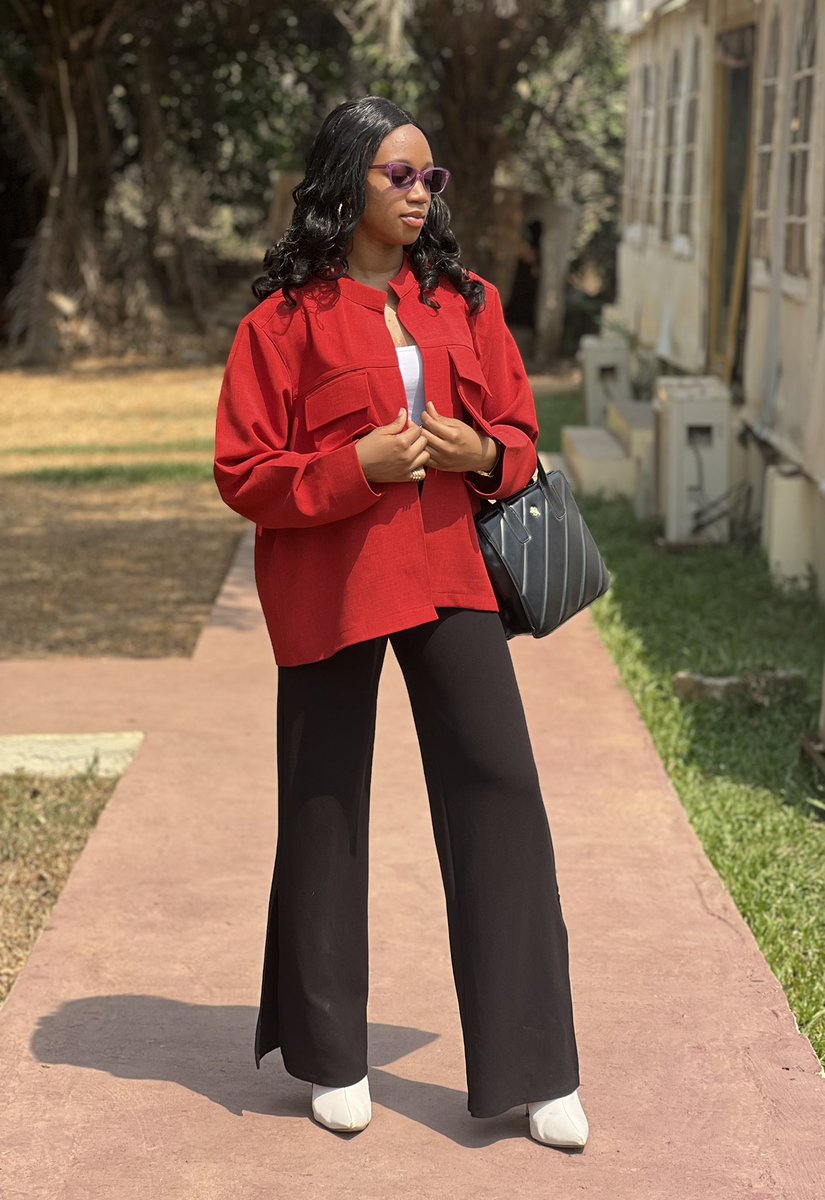 _T_ELLE_'s tweet image. Kingdom Girl 001.
#lovecode month🙂‍↔️❤️