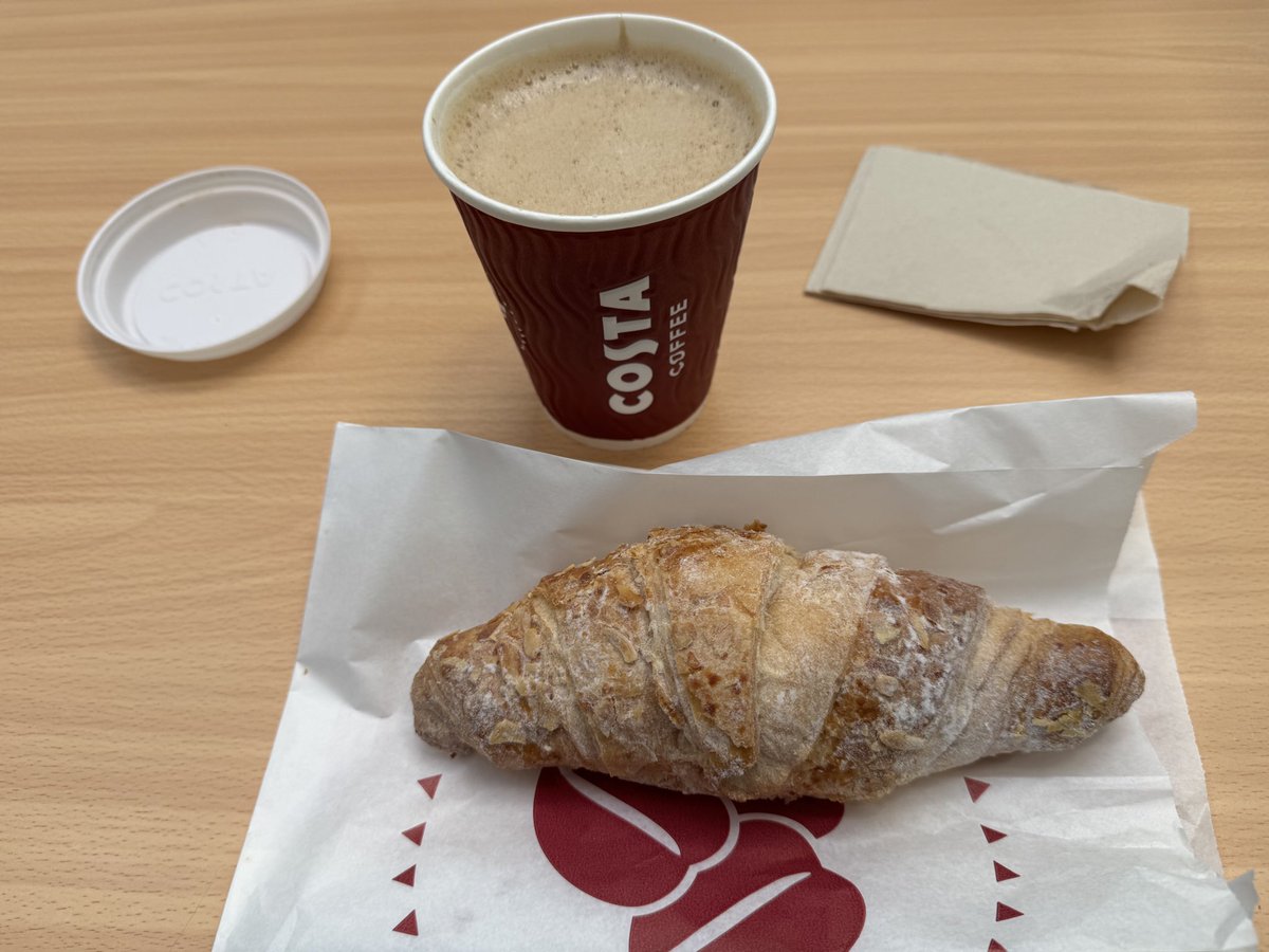 ArekZado's tweet photo. @CostaCoffee #CoffeeTime #Coffee https://t.co/4LgJ4ZRvCe