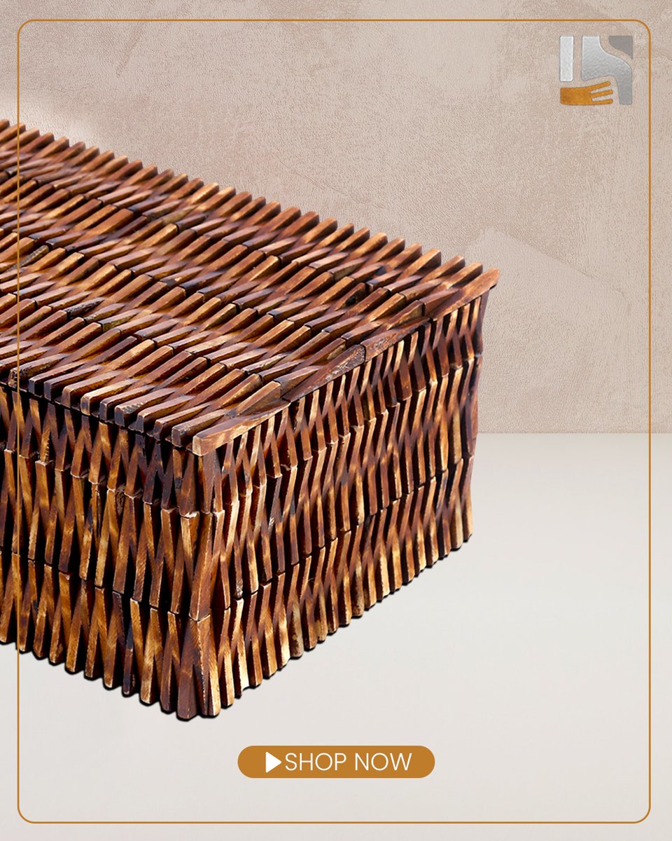 HandicraftsHom's tweet image. Introducing our handcrafted Mekong Lotus Decorative Box​.
Each piece reflects over four decades of artistry.

#decorativebox #handcrafted #homedecor #artisancraft ​#luxuryredefined #giftideas #boneinlay #uniquedesign #AnArtisandBrandWithoutAMiddleman #handicraftshome #HH