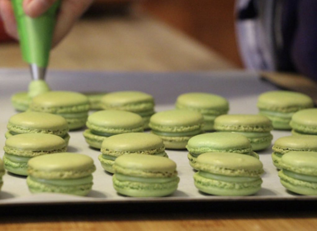 lecalabash's tweet photo. 🇫🇷✨ Join us for the Le Calabash Pastry Workshop, an immersive seven-day experience led by award-winning chefs. Book your spot now at bonds@lecalabash.fr or call us at +33 6 87 88 70 28. Find out more: [https://t.co/rOjgDBCtDS](https://t.co/rOjgDBCtDS) https://t.co/P3J890xknm