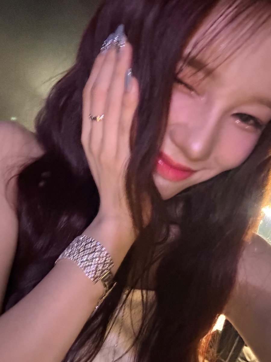 izna_offcl's tweet image. [izME📮]

너무 행복한 시간이었어요 감사합니다! 사랑해요 나야 또 만나요!🤭💗

本当に幸せでした！ ありがとうございます。 
だいすきだよ! また会いましょう 💗

#izna #이즈나
#RYUSARANG #유사랑