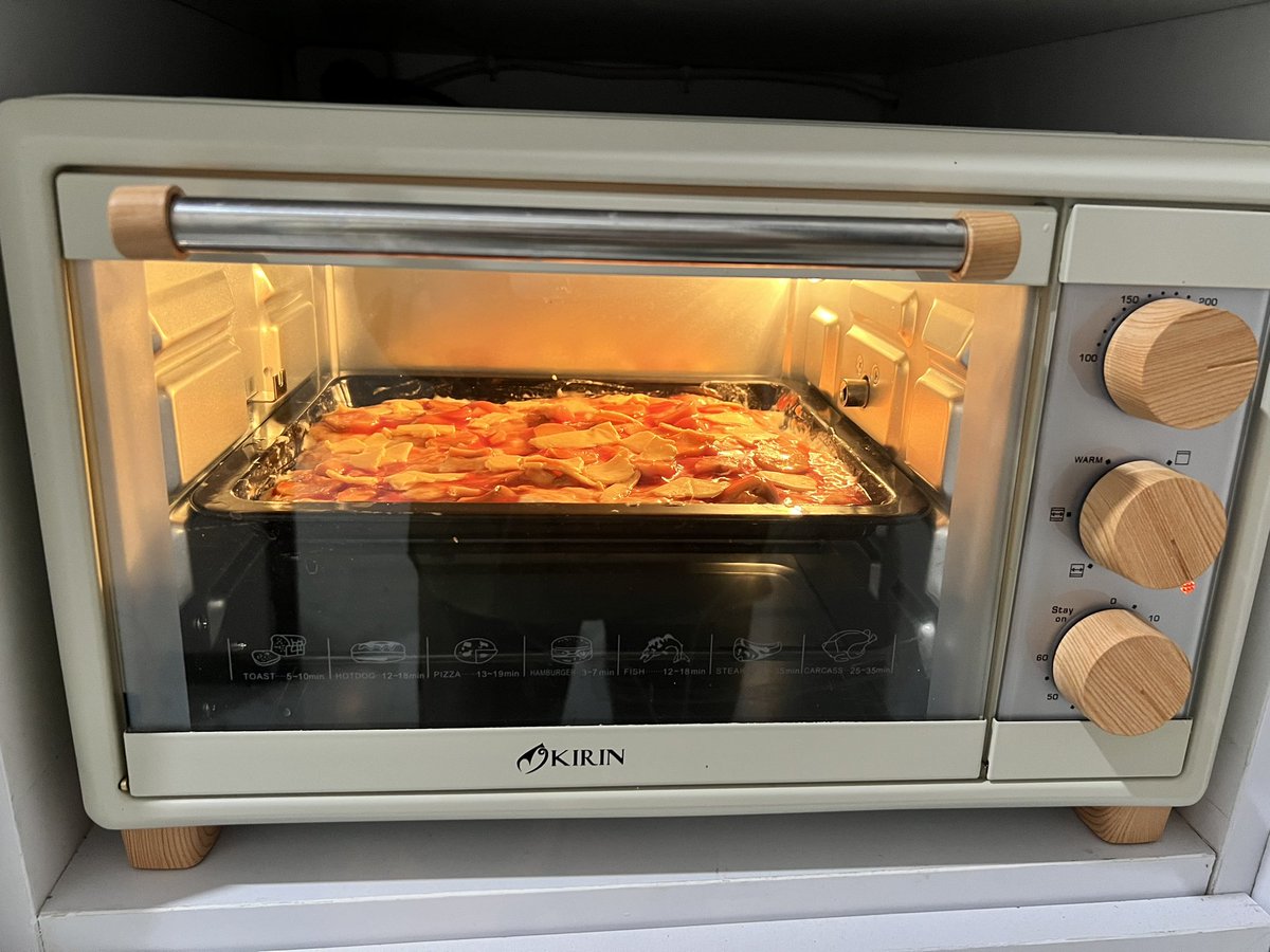 Dari penampakanya sungguh terlihat tidak meyakinkan