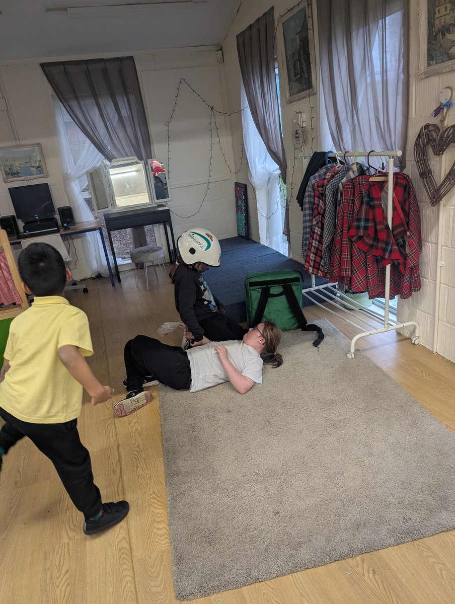 Mrs Nicholson (@mrsnicholsoncps) on Twitter photo In the EP, we were working on identifying cubes and discussing their properties, building bridges for balancing, and roleplaying hospitals and paramedics ๐ฅ๐๐ฅผ๐งโโ๏ธ <a href="/carronshoreps/">Carronshore Primary</a> <a href="/MissMelville_FC/">Miss Melville</a> In the EP, we were working on identifying cubes and discussing their properties, building bridges for balancing, and roleplaying hospitals and paramedics ๐ฅ๐๐ฅผ๐งโโ๏ธ <a href="/carronshoreps/">Carronshore Primary</a> <a href="/MissMelville_FC/">Miss Melville</a>