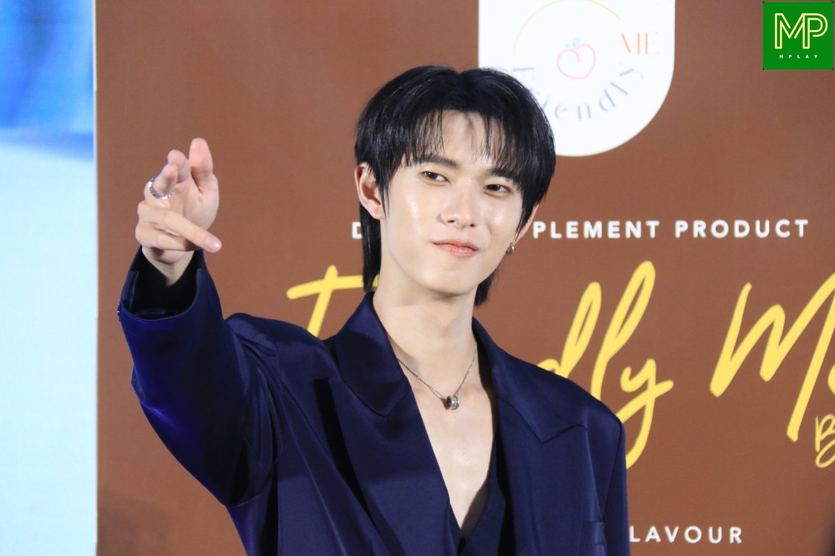 MPlay_2021's tweet photo. ช่วงสัมภาษณ์ "พูห์ กฤติน" พรีเซ็นเตอร์คนแรกของแบรนด์ Friendly Me เวย์โปรตีนทางเลือกน้องใหม่ ในงาน Friendly Me Grand Opening

POOH 1ST SOLO PRESENTER
#FriendlyMeGrandOpeningxPooh
#ppoohkt #PooHHooPers
#FriendlyMexPooh 
#FriendlyME #FriendlyME_Thailand https://t.co/XrAtTTnDxA