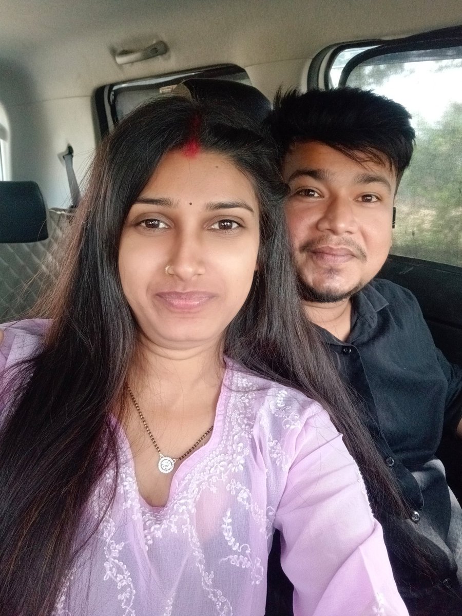 VikasJa40157938's tweet image. #UNNAO ।‌ ग्राम विकास अधिकारी ने पत्नी को घर से निकाला बाहर। पीड़िता ने पुलिस अधीक्षक जी को प्रार्थना पत्र देकर न्याय की गुहार लगाई। महिला ने बताया कि पति दूसरी शादी करने भी जा रहे थे 26 जनवरी को‌।ग्राम विकास अधिकारी आकाश पुरवा में है तैनात। विडियो वायरल। @unnaopolice @dmunnao