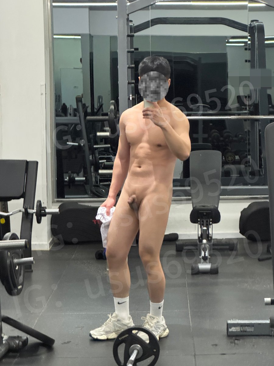 做你的飞机杯 tweet media