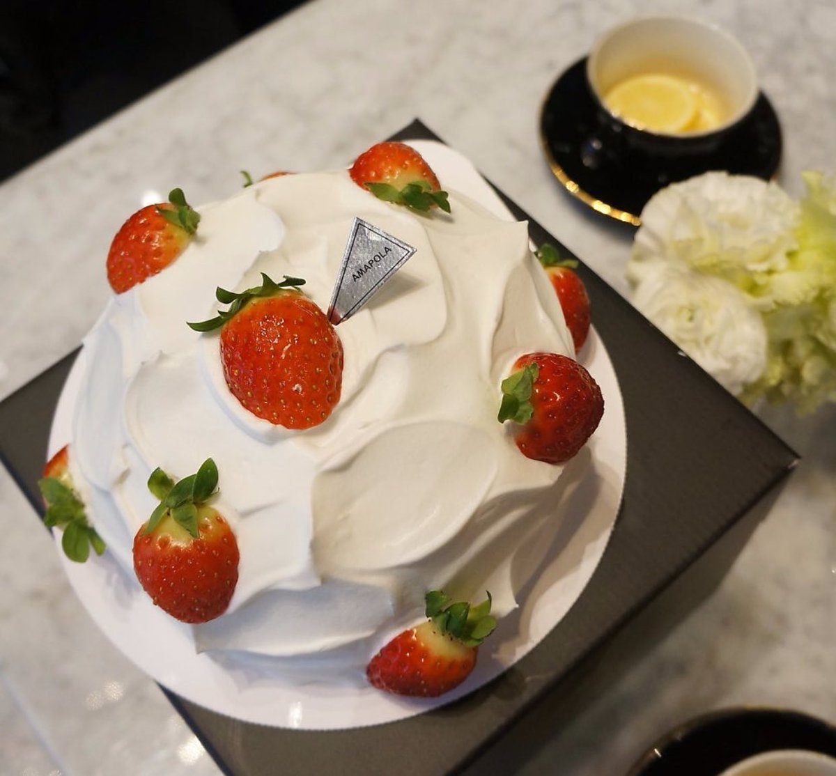 DHEH_fashion's tweet photo. #donghae #동해 fromm update

📍: Cafe de Amapolla Gangnam
(Celebrate cake for #eunhyuk #은혁 ) https://t.co/3fmZO1TtMI