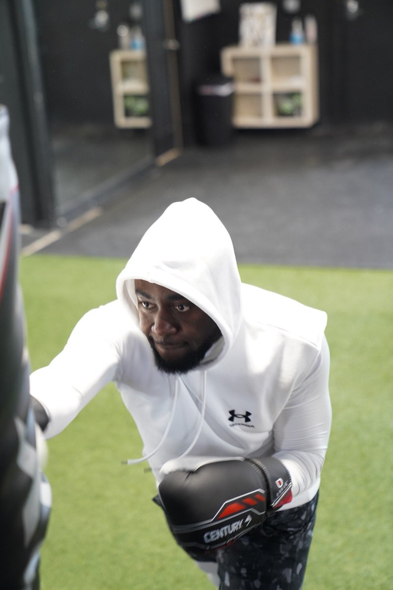 TeePhlowGH tweet picture