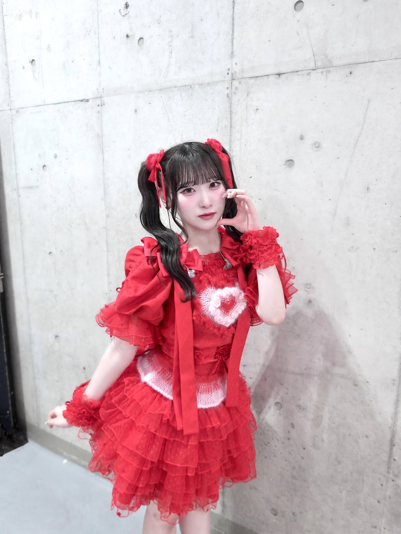 齋藤樹愛羅　直筆生写真　チュウ　2025アリーナツアー黒衣装　＝LOVEイコラブ 齋藤樹愛羅 直筆生写真 チュウ 2025アリーナツアー黒衣装 ＝LOVE
