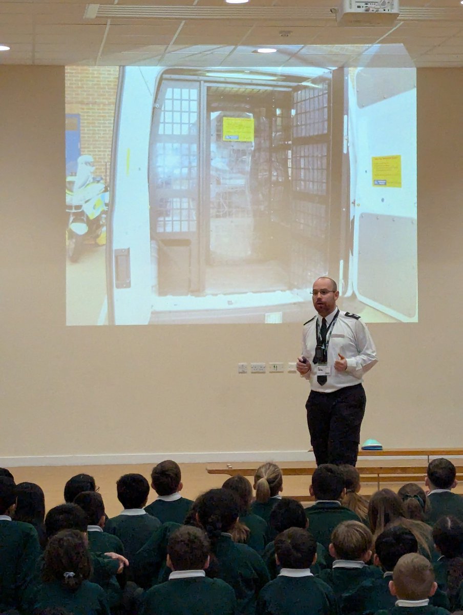 Danson Primary School tweet media