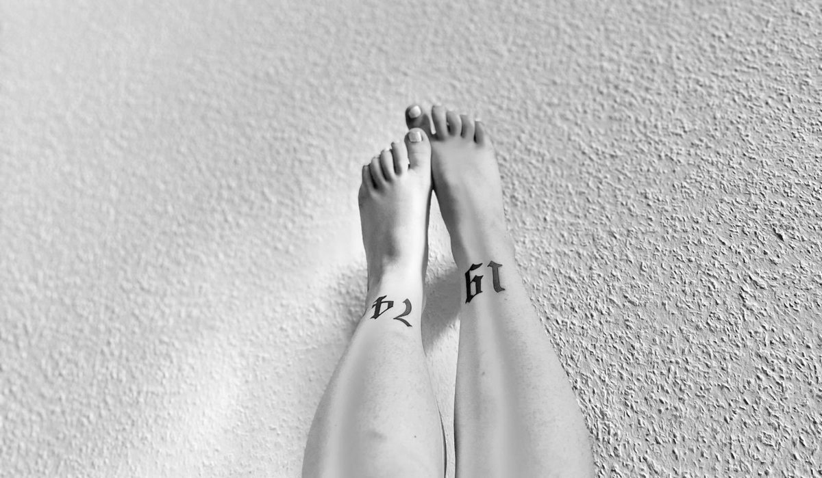 Jessiiisfeet420's tweet image. Bisschen chillen dies das🤫

#Füße #Fußmodel #Feet #feetworshi̇p #Fußbilder #Fußcontent