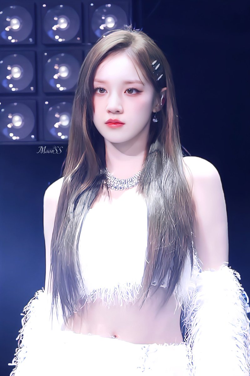 MySummerRain923's tweet photo. 250130🌨️
/
#YUQI #우기 #宋雨琦 https://t.co/iA0qIVlU8L