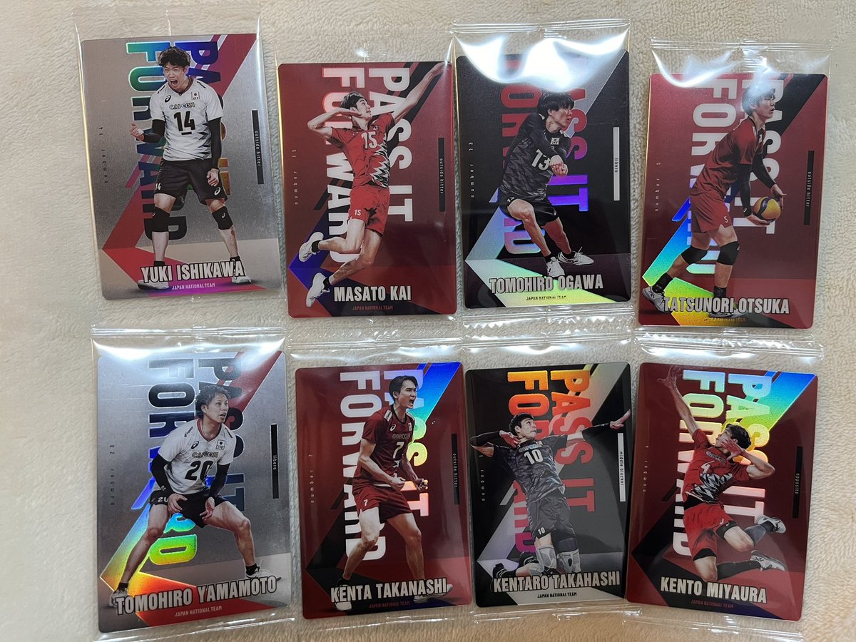 k3hfsn's tweet photo. JAPAN NATIONAL VOLLEYBALL TEAM ツインウエハース日本代表 バレー 男子

譲　R.N大塚 R.N小川 R.N甲斐　
R.N高梨 R小野寺 R.N髙橋健太郎
N石川 N宮浦  N山本　集合B

求　R髙橋藍　R西田

R髙橋藍優先で2:1での交換も可能です。
郵送対応で交換が可能な方、写真を添付のうえご連絡お願いします。 https://t.co/vWde4nt2JL