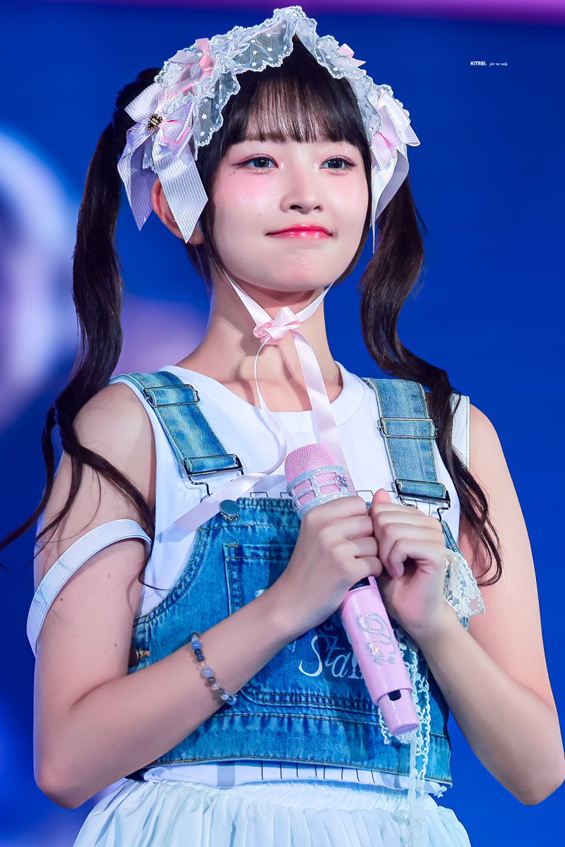 Kitrei0203's tweet photo. 레이야 생일 축하해
항상 우리의 자랑이다

REIBBONS OF PERFECTION
#WrappedInHerREIbbons
#봄을찾아온_봄날의햇살_레이
#直井怜生誕祭2025
 
#IVE #아이브 #REI #레이 https://t.co/w1lmW7zEey