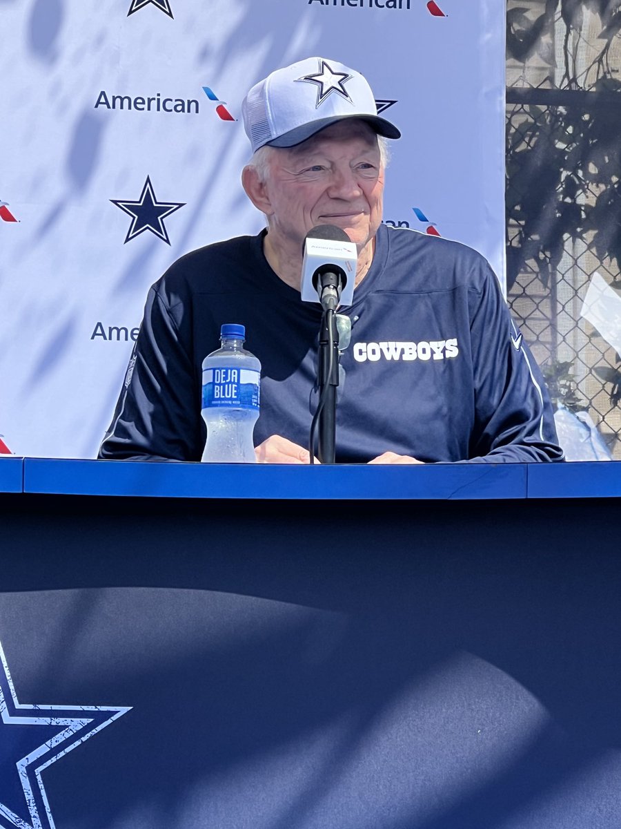 DavidMooreDMN's tweet image. Jerry Jones this morning, realizing he’s no longer on the bottom rung of general managers that Dallas sports fans love to hate.